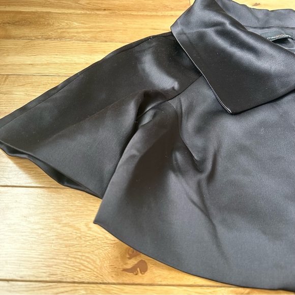 Max & Cleo Black Satin Cropped Jacket - Picture 2 of 6